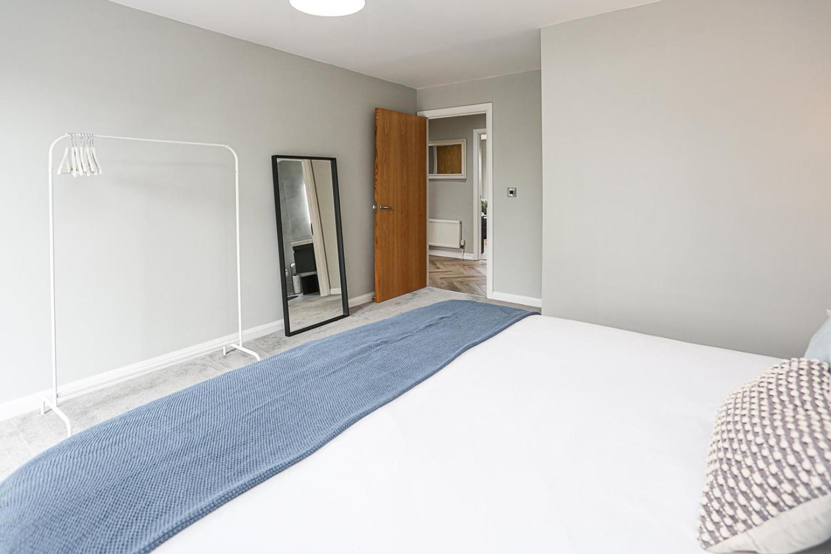 Charming Retreat In Belfast Appartement Buitenkant foto
